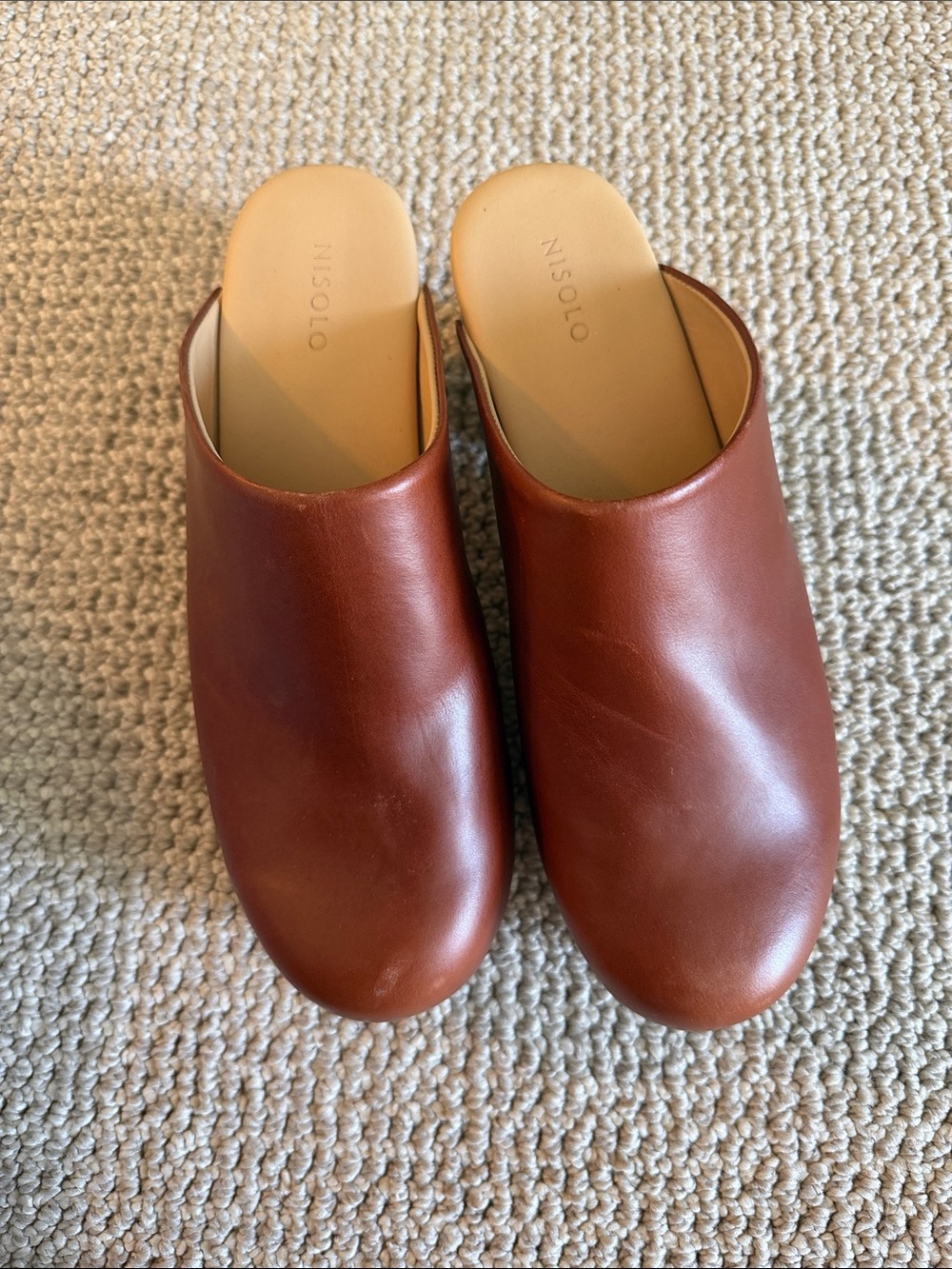 Nicole Women’s Brown Leather Clogs with Wooden Heel Size 8 - Picture 2 of 4